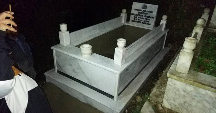 ALT ÇITALI MERMER MEZAR MODELİ