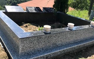ÜÇLÜ GRANİT MEZAR 